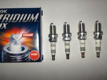 4 NGK BKR8EIX 2668 spark plugs